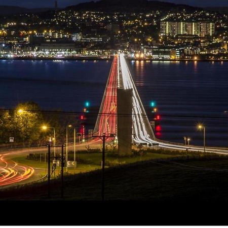 High Point Dundee Ξενοδοχείο Εξωτερικό φωτογραφία